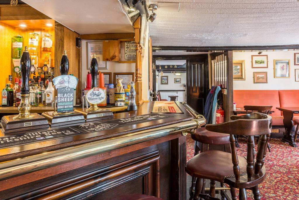 The Cross Keys Inn Тібей Екстер'єр фото