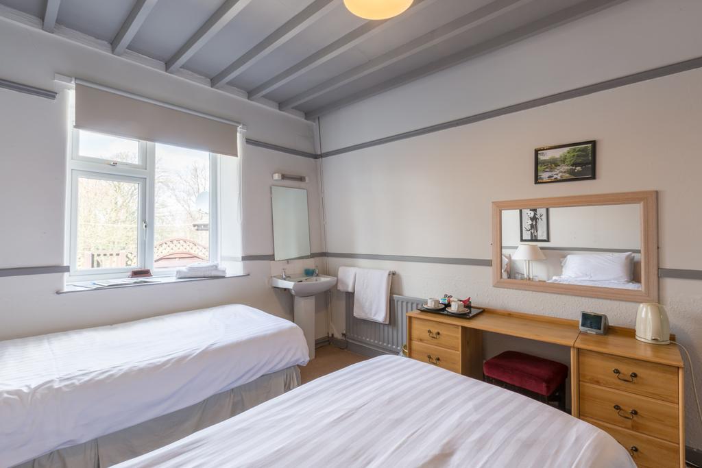 The Cross Keys Inn Тібей Номер фото