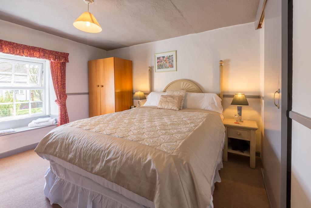 The Cross Keys Inn Тібей Номер фото